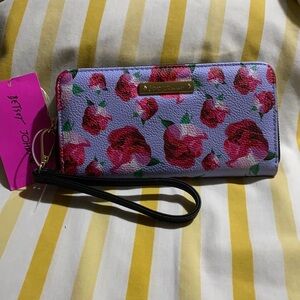 NWT 🔥 Brand new betsey Johnson checkbook wristlet